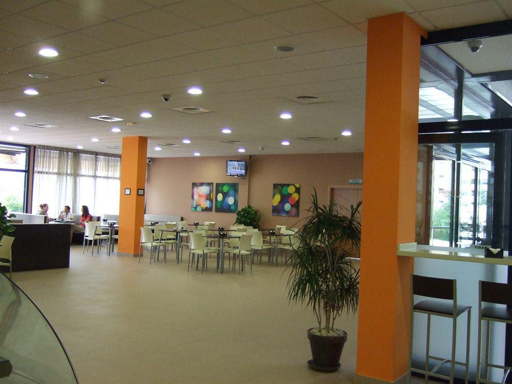 Exe Sevilla Palmera Kültér fotó